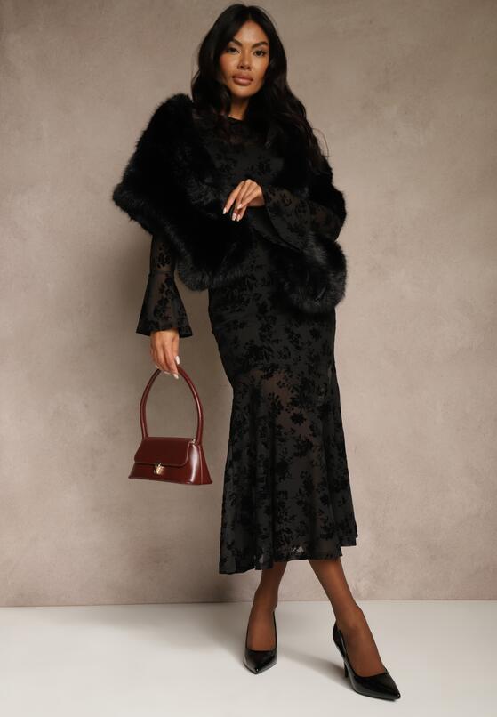 Чорне Пончо 2