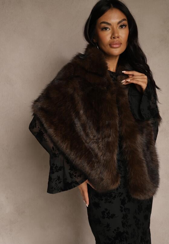 Коричневе Пончо 1