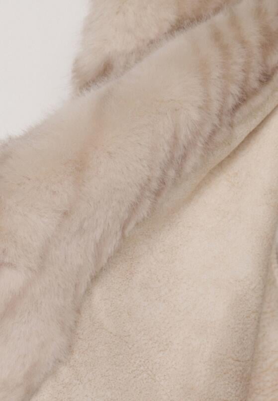 Cвітло-Бежеве Пальто 5