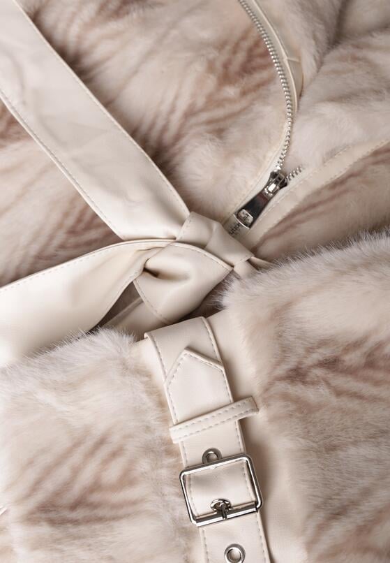 Cвітло-Бежеве Пальто 8