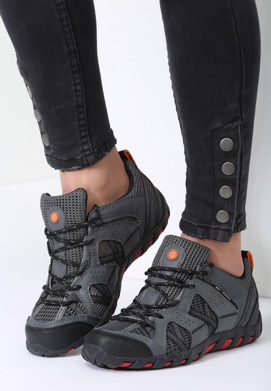 Сірі Кросівки 1