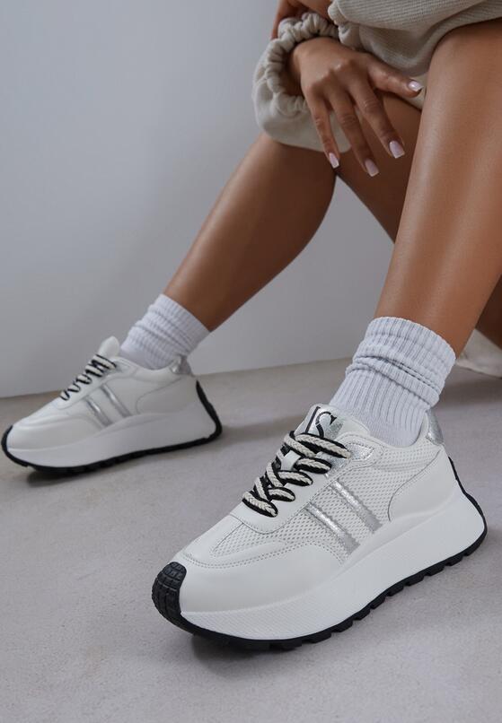 Білі Снікерси 1