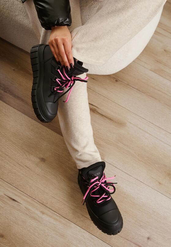 Чорні Сноубутси 1