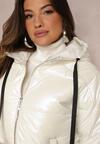 Біла Куртка