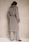 Сіре Пальто