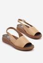 Бежеві Сандалі