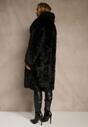 Чорне Пальто