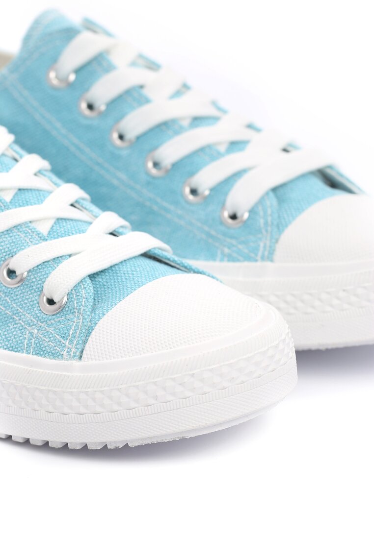 синие кроссовки vans old skool. кеды женские белые с голубым. бело голубые кеды. голубые кеды женские. голубые кеды.