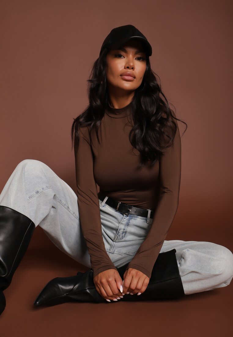 Коричневий Гольф