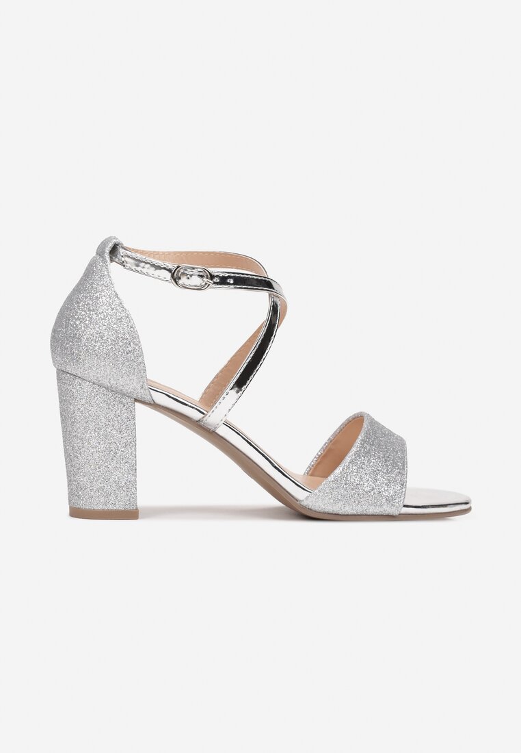 Срібні Босоніжки