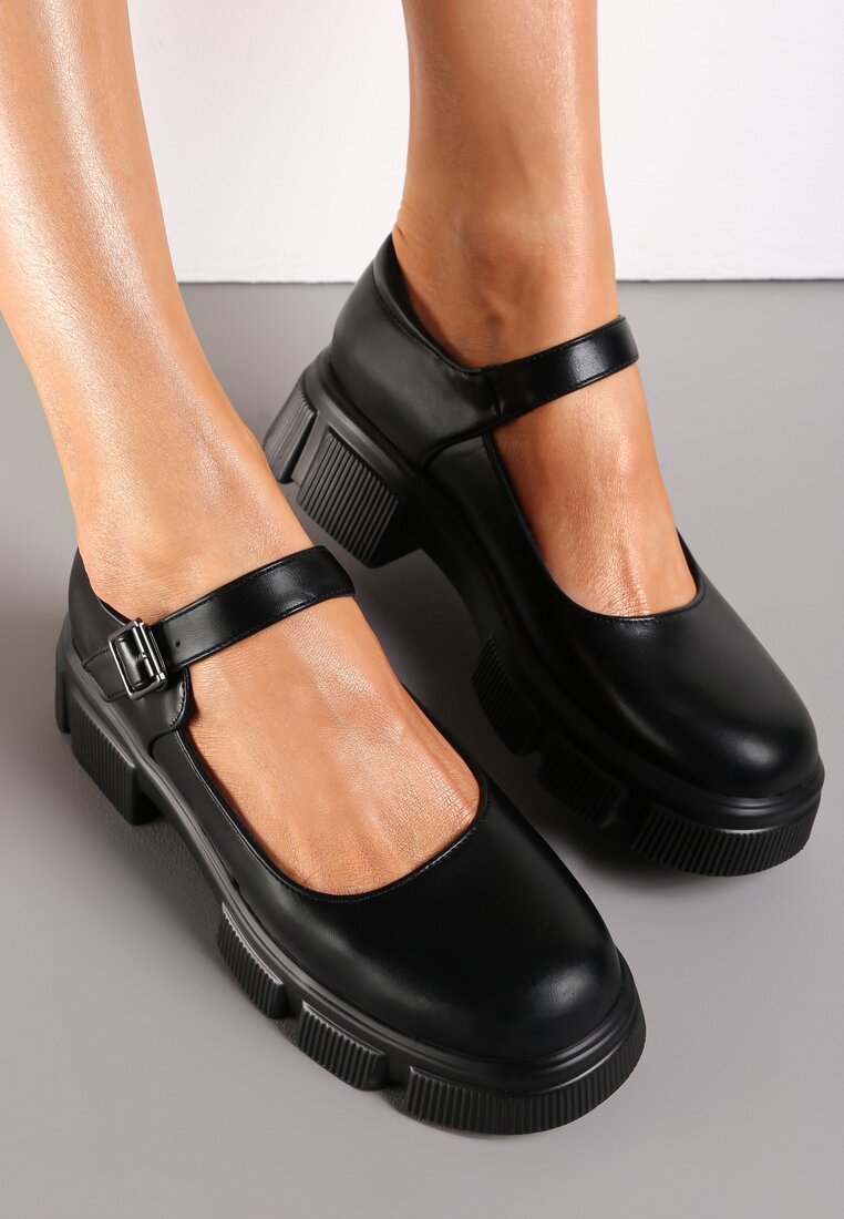 Чорні Напівчеревики