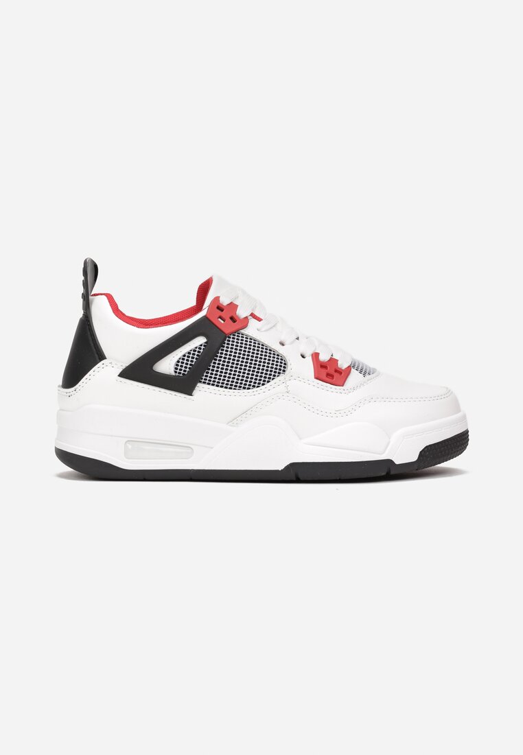 Білі Снікерси