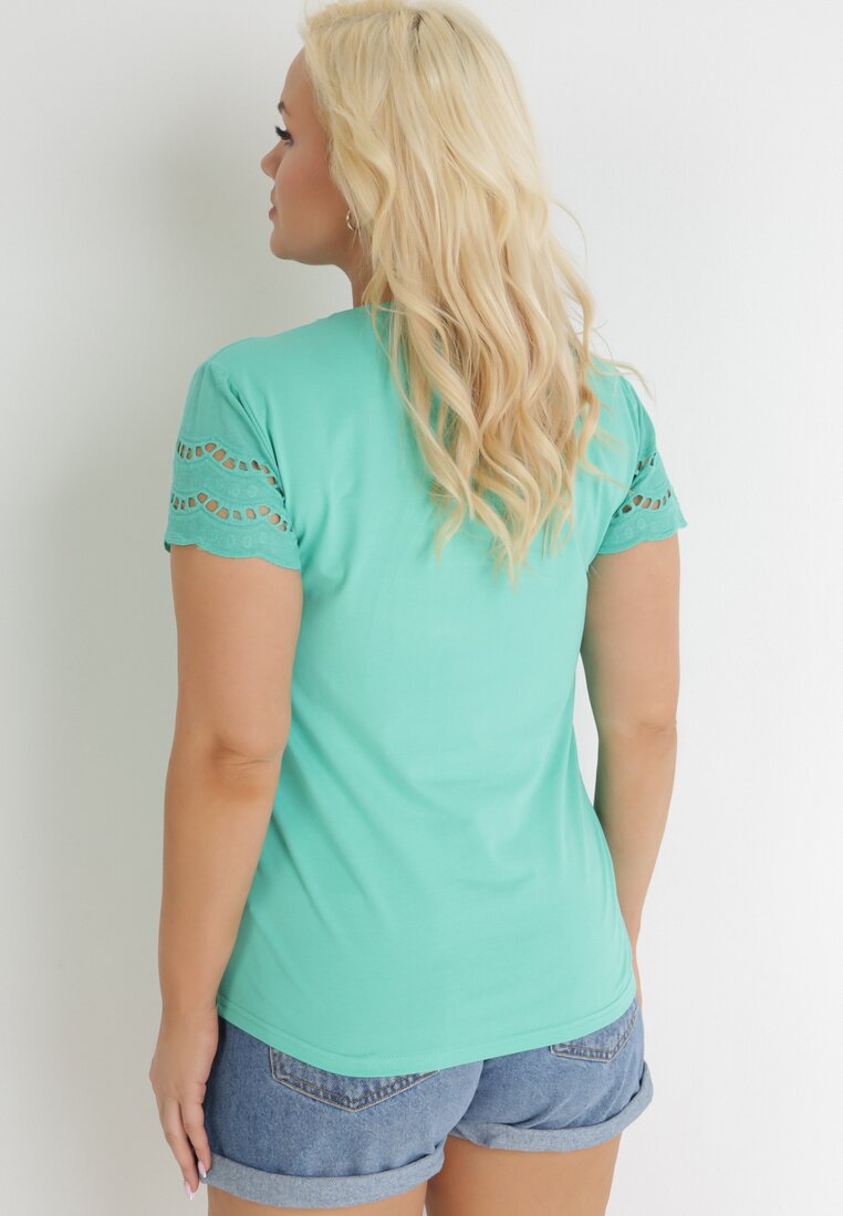 Зелена Футболкa