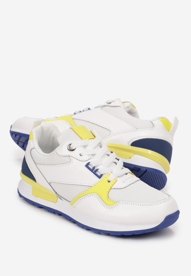 Білі Снікерси