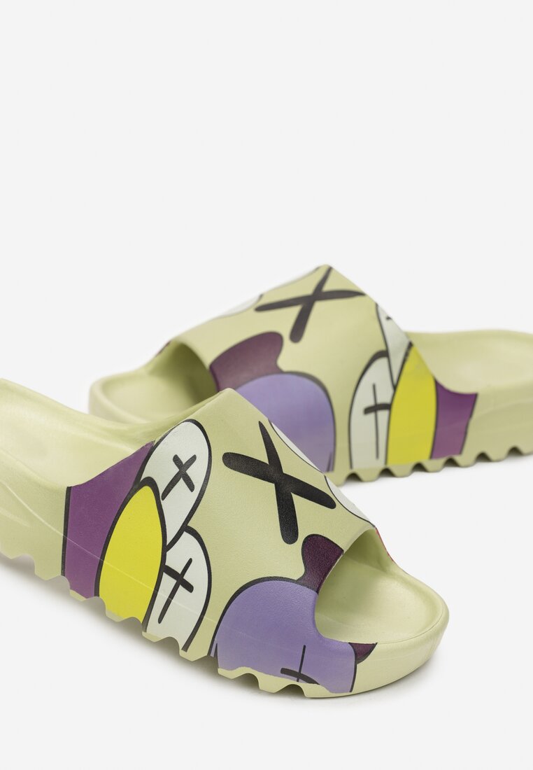 Зелені Шльопанці