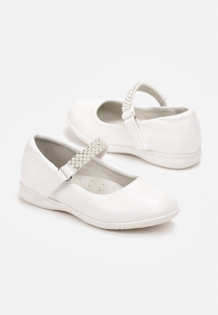 Білі Балетки