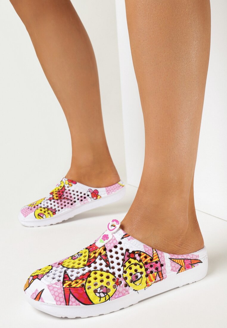 Білі Шльопанці