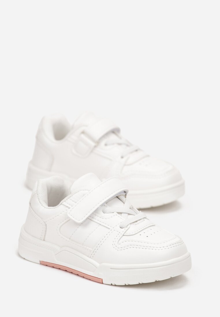 Білі Кросівки