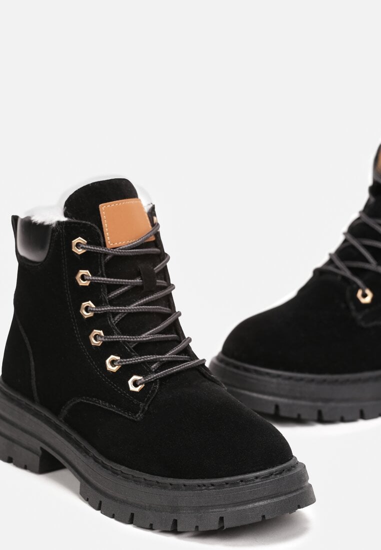 Чорні Черевики