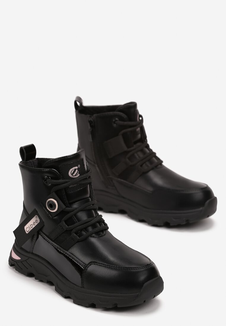 Чорні Черевики