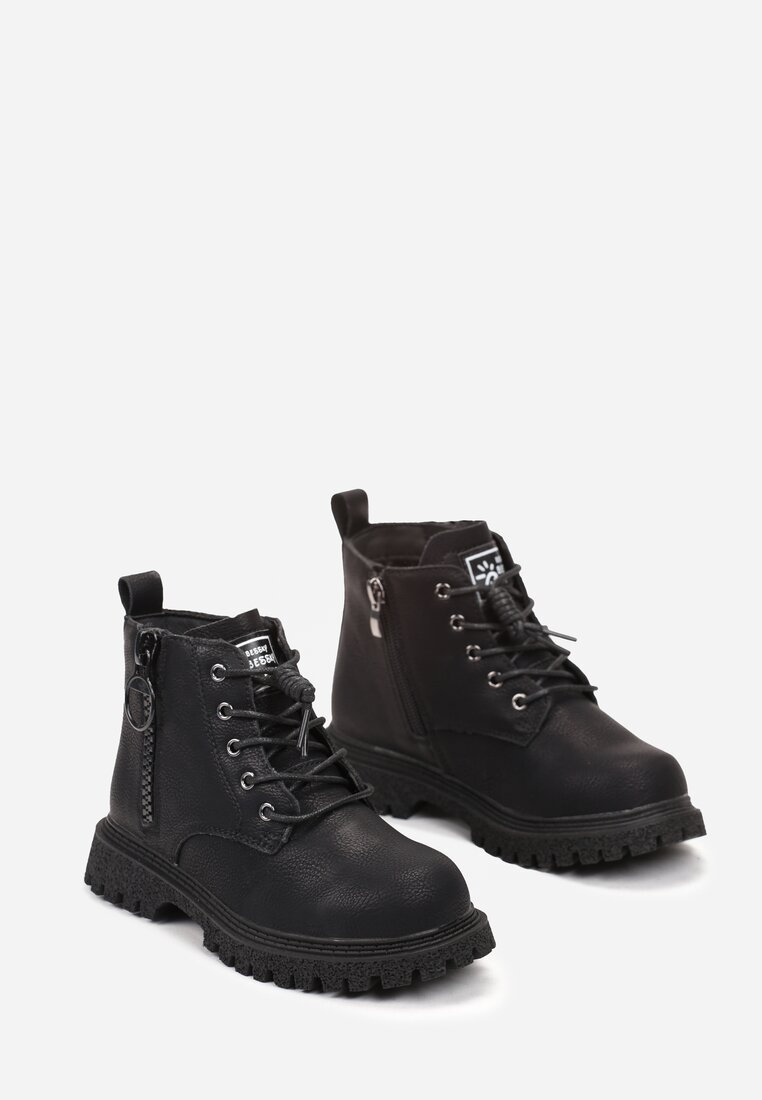 Чорні Черевики