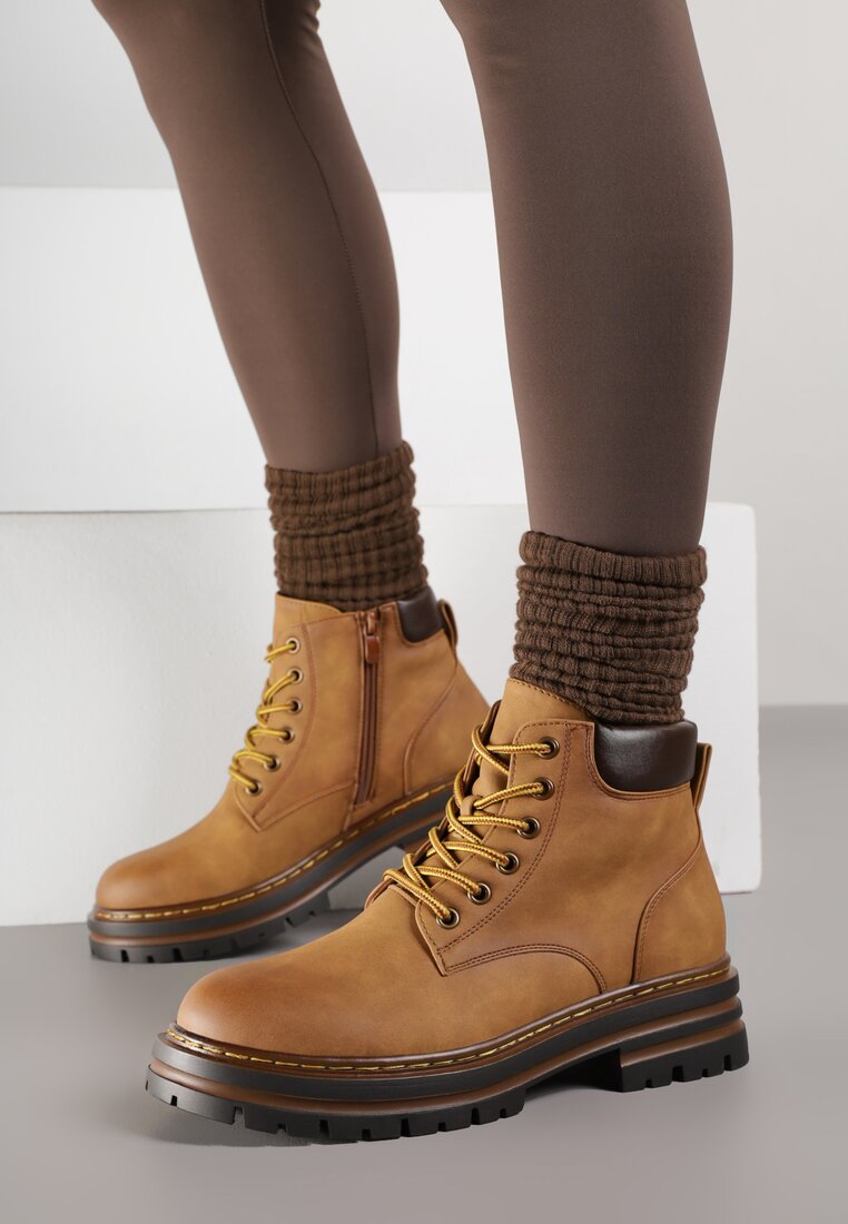 Коричневі Черевики