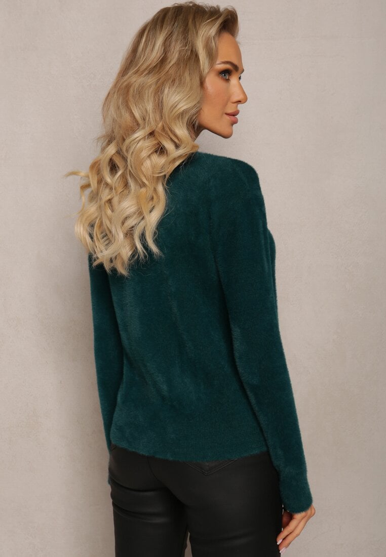 Зелений Светр