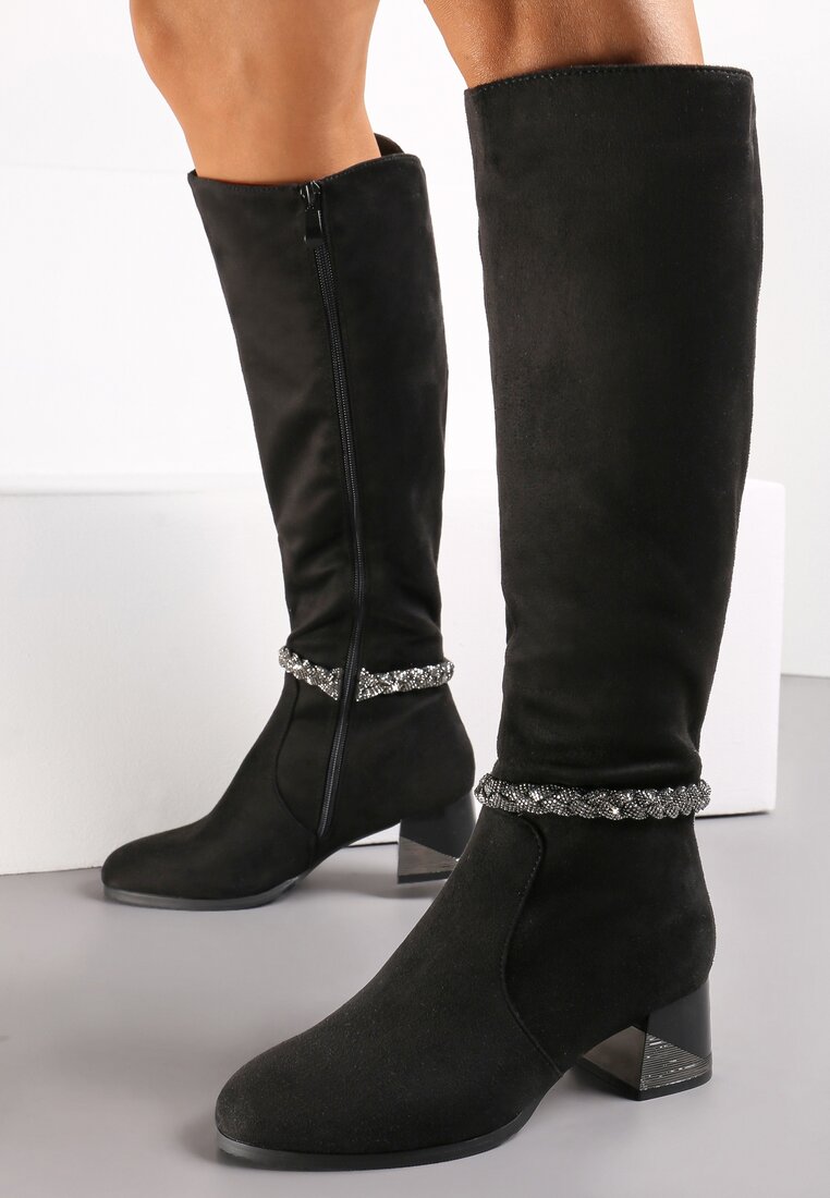 Чорні Чоботи