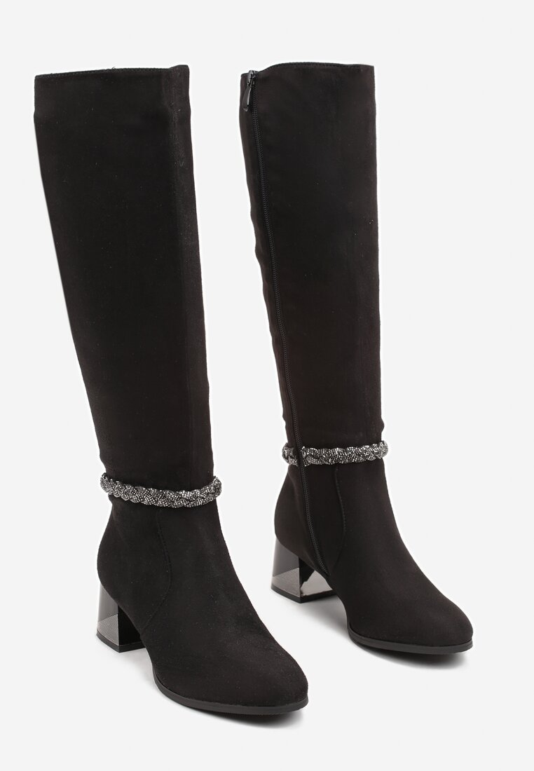 Чорні Чоботи