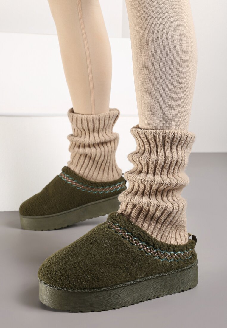 Зелені Тапки