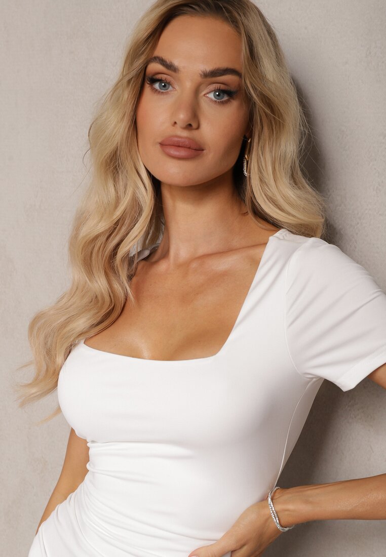 Біла Сукня
