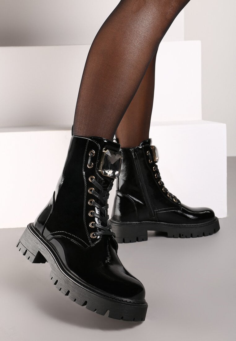 Чорні Черевики