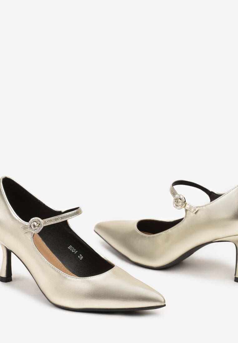 Золоті Туфлі