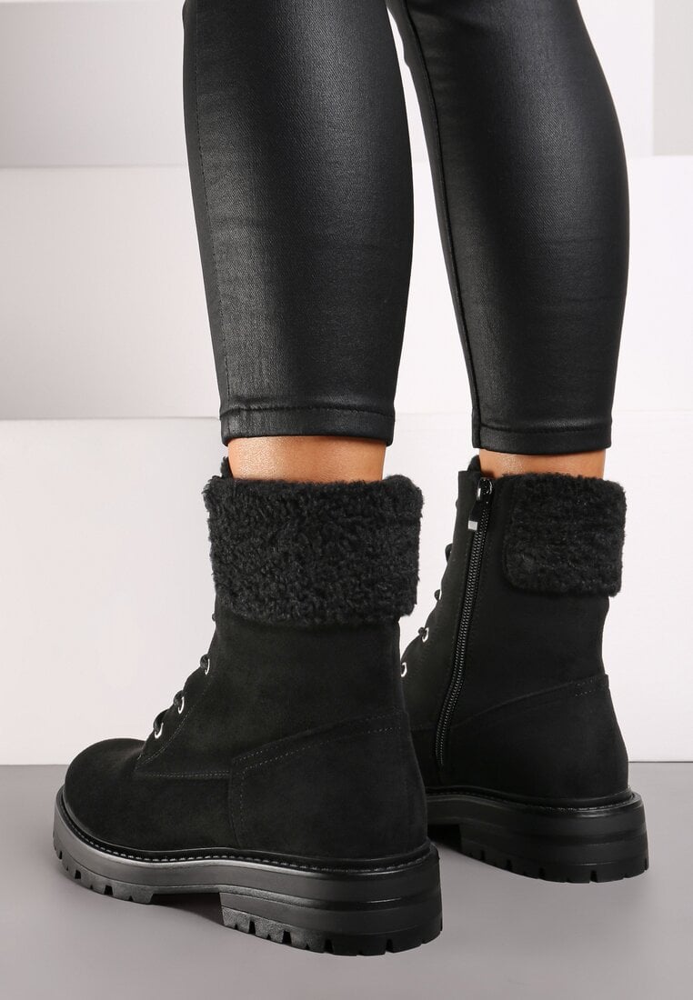 Чорні Черевики