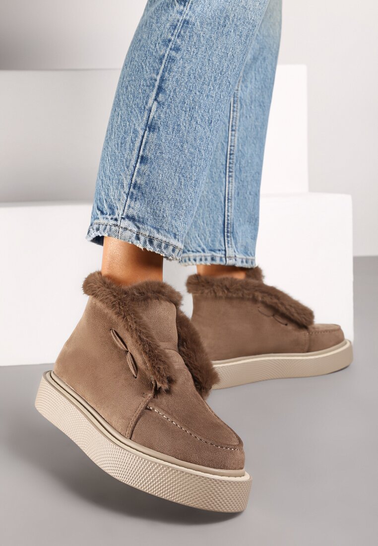 Бежеві Сноубутси