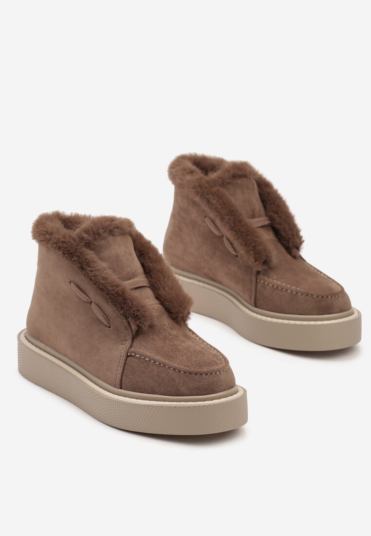 Бежеві Сноубутси