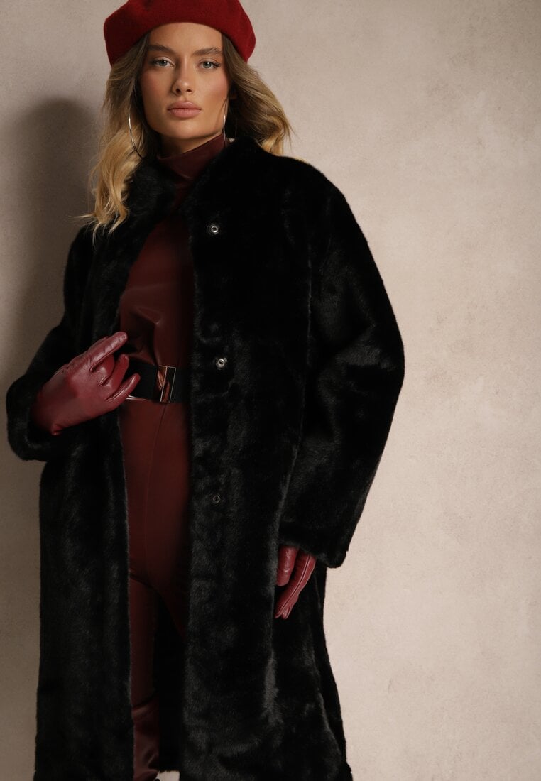 Чорне Пальто