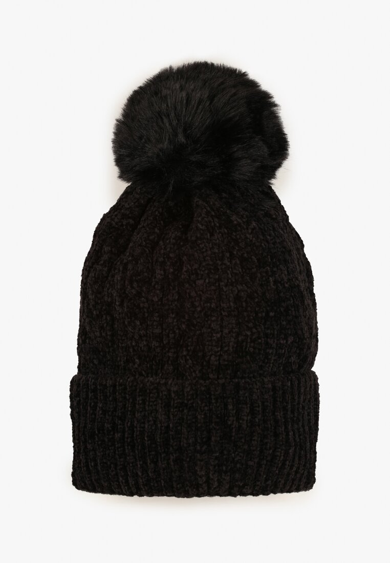 Чорна Шапка