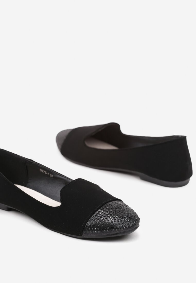 Чорні Балетки