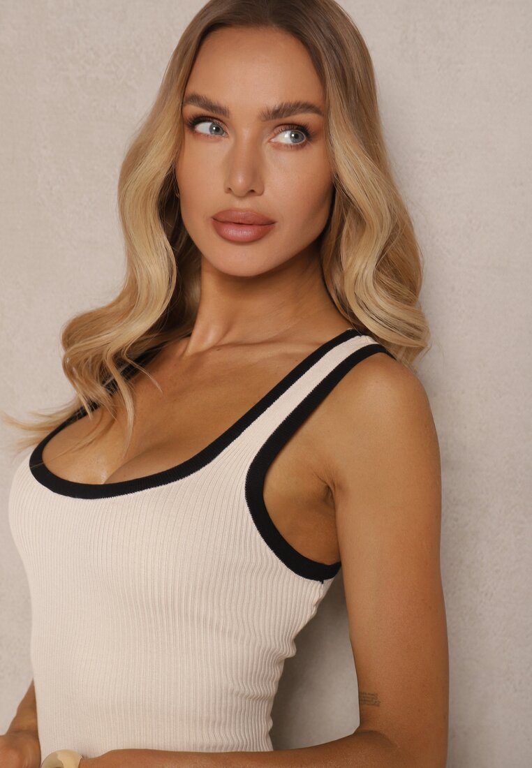 Бежева Сукня