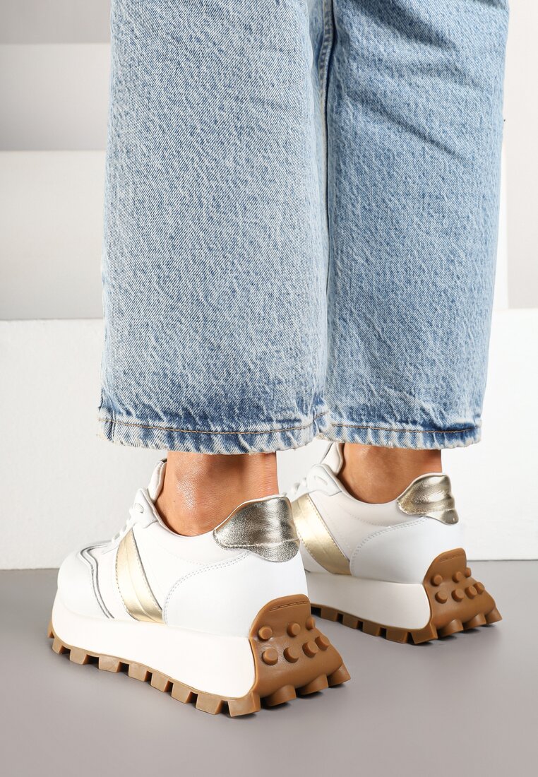 Білі Снікерси