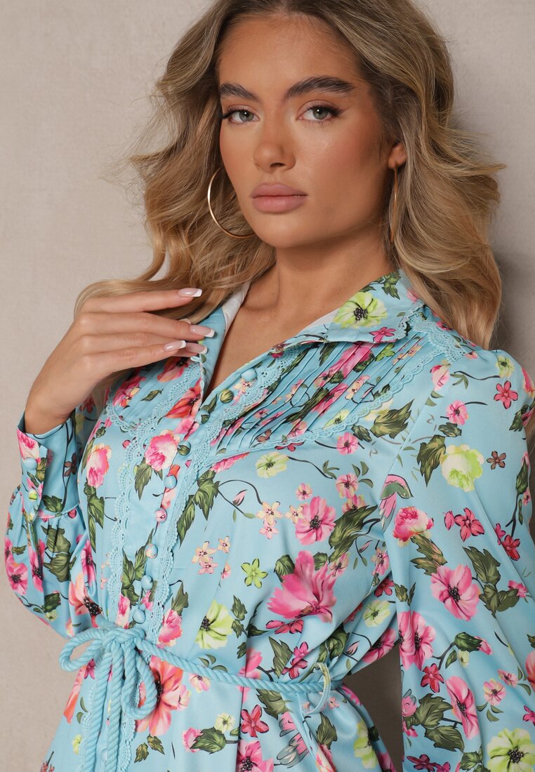Блакитна Сукня