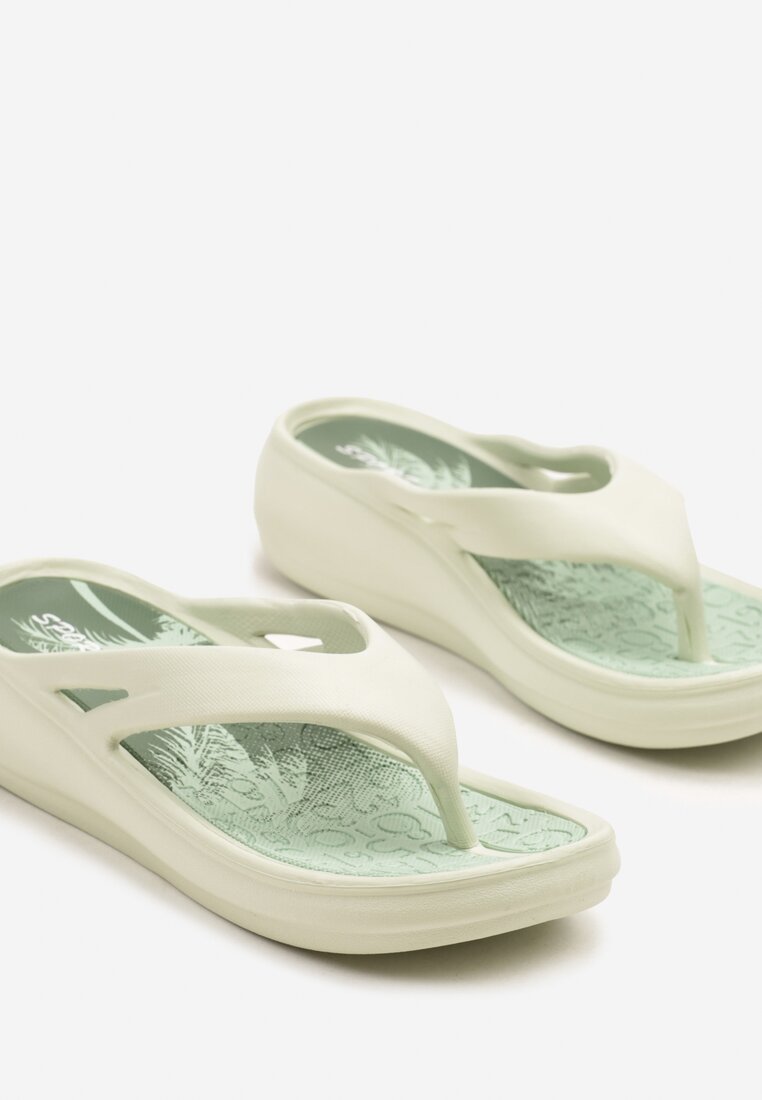 Зелені Шльопанці