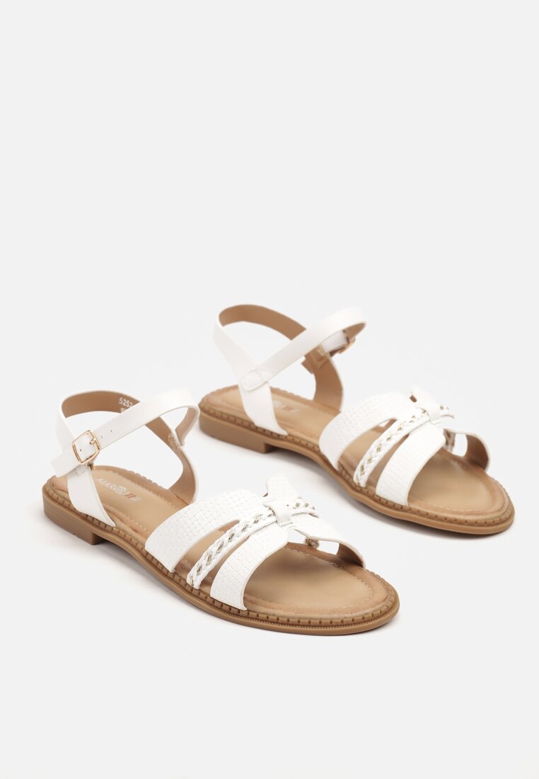 Білі Сандалі