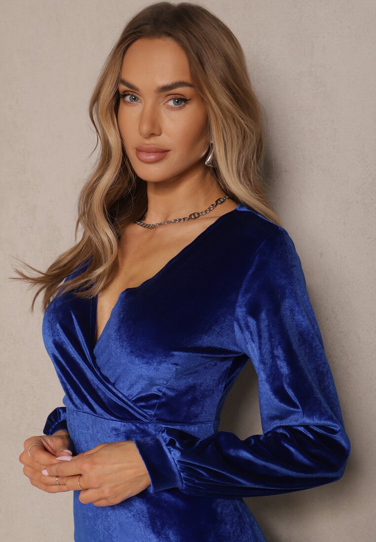 Блакитна Сукня