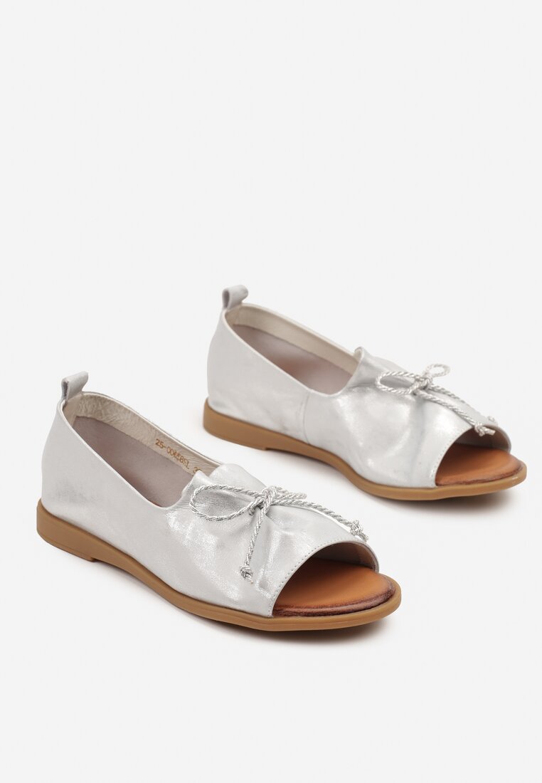 Срібні Сандалі