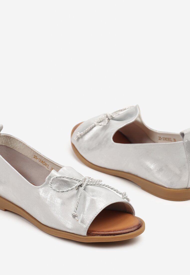 Срібні Сандалі