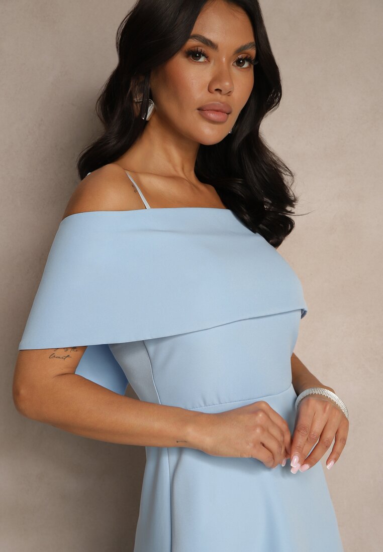 Блакитна Сукня