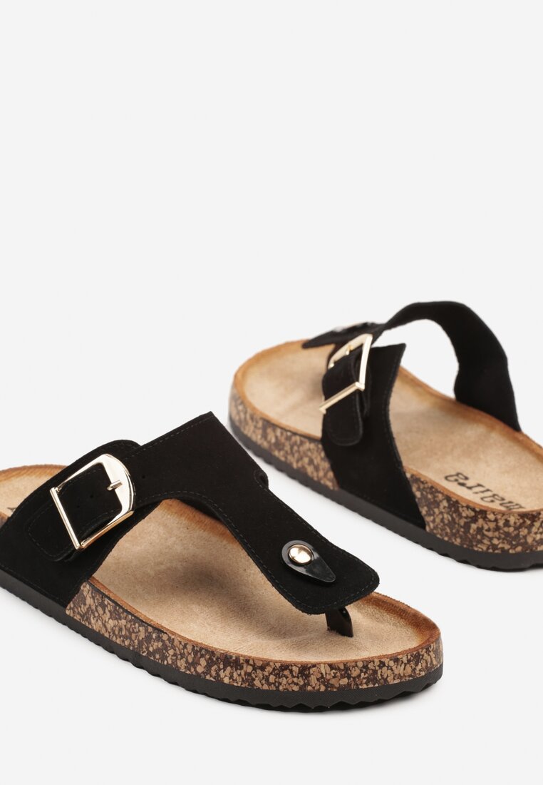 Чорні Шльопанці