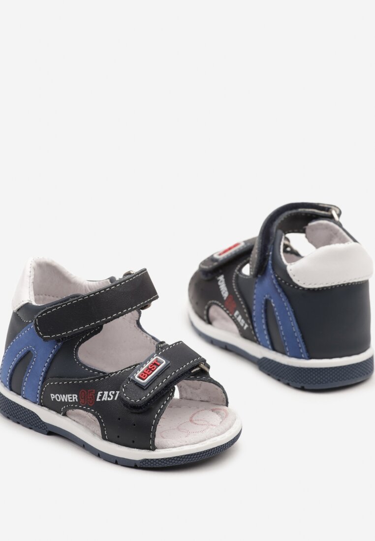 Сині Сандалі